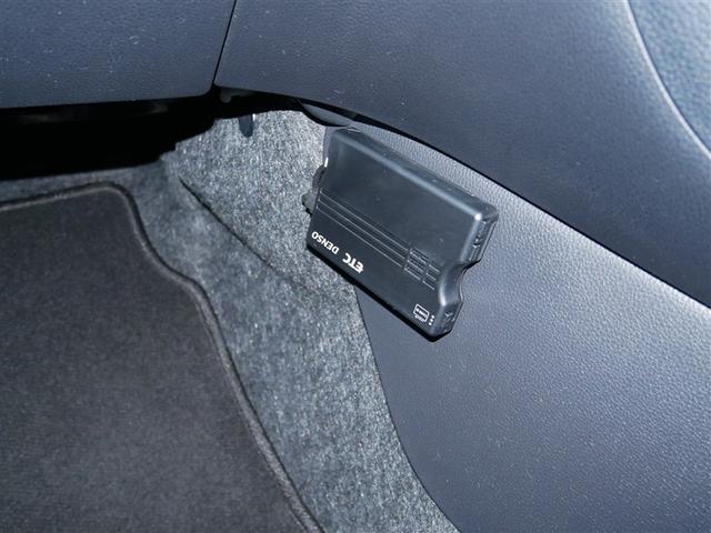 ヤリス ハイブリッドＸ　メモリーナビ　ミュージックプレイヤー接続可　衝突被害軽減システム　ＥＴＣ（17枚目）