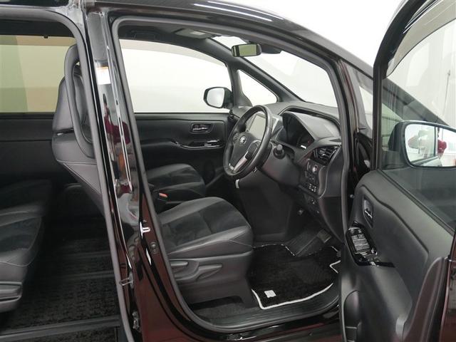 ヴォクシー ZS 煌III フルセグ メモリーナビ DVD再生 後席モニター バックカメラ 衝突被害軽減システム ETC 両側電動スライド LEDヘッドランプ ウオークスルー 乗車定員7人 3列シート ワンオーナー(6枚目)