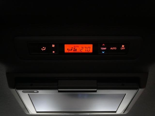 ヴォクシー ZS 煌III フルセグ メモリーナビ DVD再生 後席モニター バックカメラ 衝突被害軽減システム ETC 両側電動スライド LEDヘッドランプ ウオークスルー 乗車定員7人 3列シート ワンオーナー(25枚目)