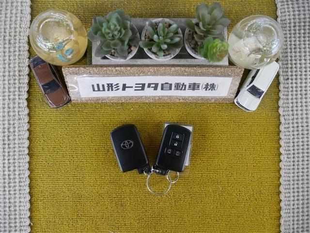 ヴォクシー ZS 煌III フルセグ メモリーナビ DVD再生 後席モニター バックカメラ 衝突被害軽減システム ETC 両側電動スライド LEDヘッドランプ ウオークスルー 乗車定員7人 3列シート ワンオーナー(35枚目)