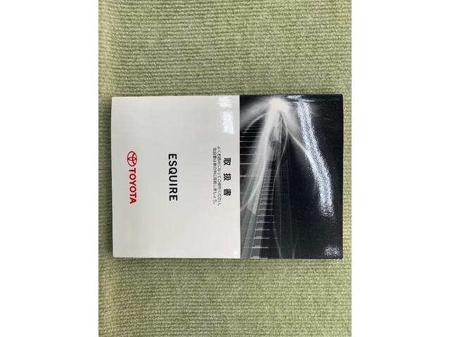 ハイブリッドGi ブラックテーラード フルセグ DVD再生 後席モニター バックカメラ 衝突被害軽減システム ETC 両側電動スライド LEDヘッドランプ 乗車定員7人 3列シート ワンオーナー(32枚目)
