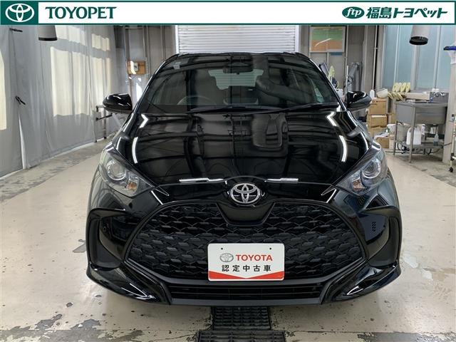 ヤリス Ｘ　４ＷＤ　フルセグ　メモリーナビ　ＤＶＤ再生　ミュージックプレイヤー接続可　バックカメラ　衝突被害軽減システム　ＥＴＣ（2枚目）