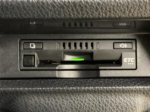 ノア ハイブリッドＳｉ　ダブルバイビーＩＩ　フルセグ　メモリーナビ　ＤＶＤ再生　バックカメラ　衝突被害軽減システム　ＥＴＣ　ドラレコ　両側電動スライド　ＬＥＤヘッドランプ　乗車定員７人　３列シート　ワンオーナー（20枚目）