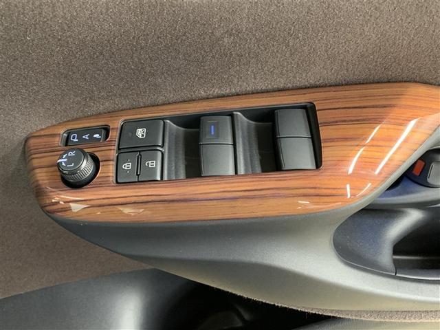 ヤリスクロス Ｚ　メモリーナビ　ミュージックプレイヤー接続可　バックカメラ　衝突被害軽減システム　ＥＴＣ　ＬＥＤヘッドランプ　ワンオーナー　フルエアロ（29枚目）