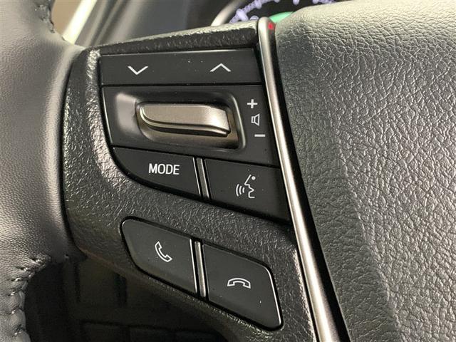 アルファードハイブリッド Ｘ　４ＷＤ　フルセグ　メモリーナビ　ＤＶＤ再生　後席モニター　バックカメラ　衝突被害軽減システム　ＥＴＣ　両側電動スライド　ＬＥＤヘッドランプ　乗車定員７人　３列シート　ワンオーナー（26枚目）