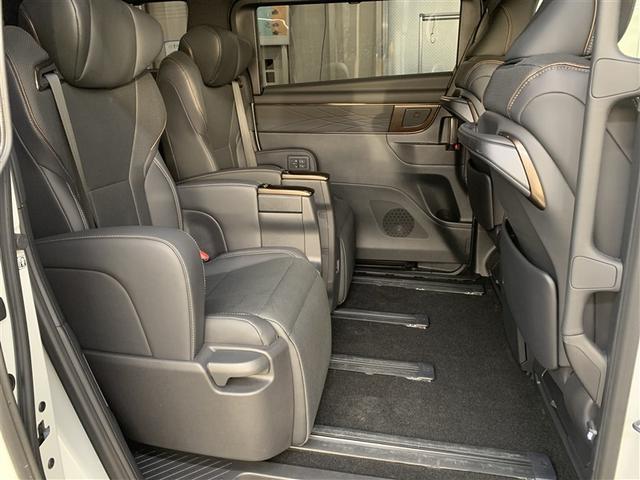 アルファードハイブリッド Ｚ　フルセグ　メモリーナビ　ミュージックプレイヤー接続可　後席モニター　バックカメラ　衝突被害軽減システム　ＥＴＣ　ドラレコ　両側電動スライド　ＬＥＤヘッドランプ　乗車定員７人　３列シート　ワンオーナー（9枚目）