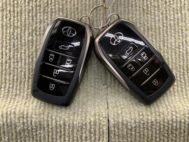 アルファードハイブリッド Ｚ　フルセグ　メモリーナビ　ミュージックプレイヤー接続可　後席モニター　バックカメラ　衝突被害軽減システム　ＥＴＣ　ドラレコ　両側電動スライド　ＬＥＤヘッドランプ　乗車定員７人　３列シート　ワンオーナー（16枚目）