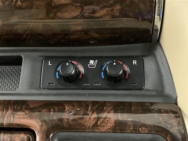 アルファードハイブリッド Ｇ　４ＷＤ　フルセグ　メモリーナビ　ＤＶＤ再生　後席モニター　バックカメラ　衝突被害軽減システム　ＥＴＣ　両側電動スライド　ＬＥＤヘッドランプ　乗車定員７人　３列シート　ワンオーナー（33枚目）