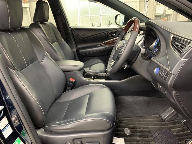 ハリアーハイブリッド プレミアム　革シート　４ＷＤ　フルセグ　メモリーナビ　ＤＶＤ再生　バックカメラ　衝突被害軽減システム　ＥＴＣ　ドラレコ　ＬＥＤヘッドランプ（8枚目）