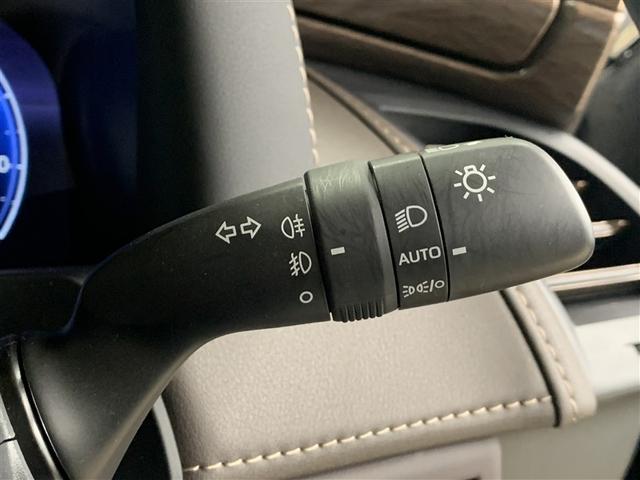 アルファードハイブリッド エグゼクティブラウンジ 革シート サンルーフ 4WD フルセグ メモリーナビ ミュージックプレイヤー接続可 後席モニター バックカメラ 衝突被害軽減システム ETC ドラレコ 両側電動スライド LEDヘッドランプ 3列シート(27枚目)