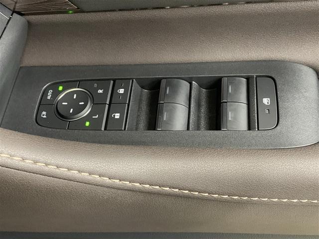 アルファードハイブリッド エグゼクティブラウンジ 革シート サンルーフ 4WD フルセグ メモリーナビ ミュージックプレイヤー接続可 後席モニター バックカメラ 衝突被害軽減システム ETC ドラレコ 両側電動スライド LEDヘッドランプ 3列シート(35枚目)