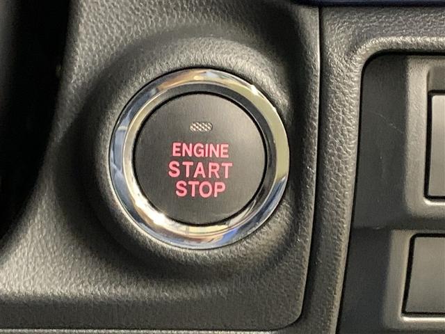 ドアの施錠・解錠、エンジン始動もスマートに。