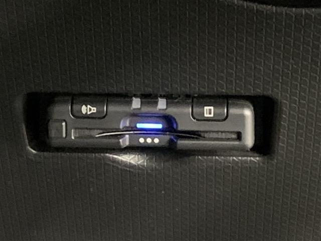 タント カスタムＲＳ　フルセグ　メモリーナビ　ＤＶＤ再生　ミュージックプレイヤー接続可　バックカメラ　衝突被害軽減システム　ＥＴＣ　ドラレコ　両側電動スライド　ＬＥＤヘッドランプ　アイドリングストップ（18枚目）