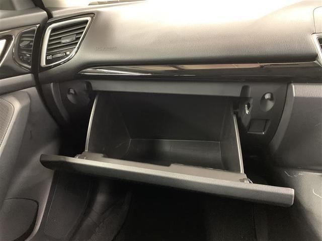 小物や保証書・取扱説明書など収納