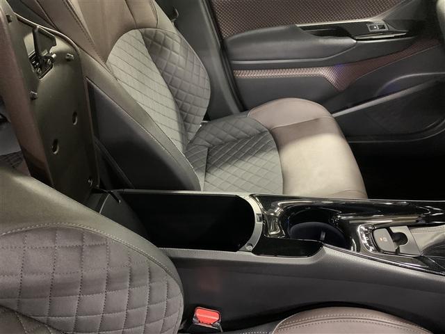 Ｃ－ＨＲ Ｇ　フルセグ　メモリーナビ　ＤＶＤ再生　ミュージックプレイヤー接続可　バックカメラ　衝突被害軽減システム　ＥＴＣ　ドラレコ　ＬＥＤヘッドランプ　フルエアロ（31枚目）