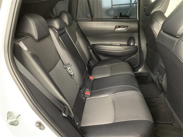 カローラクロス ハイブリッド　Ｚ　サンルーフ　フルセグ　メモリーナビ　バックカメラ　衝突被害軽減システム　ＥＴＣ　ＬＥＤヘッドランプ　ワンオーナー（9枚目）