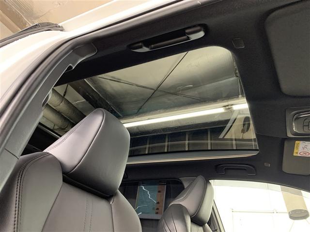 カローラクロス ハイブリッド　Ｚ　サンルーフ　フルセグ　メモリーナビ　バックカメラ　衝突被害軽減システム　ＥＴＣ　ＬＥＤヘッドランプ　ワンオーナー（19枚目）