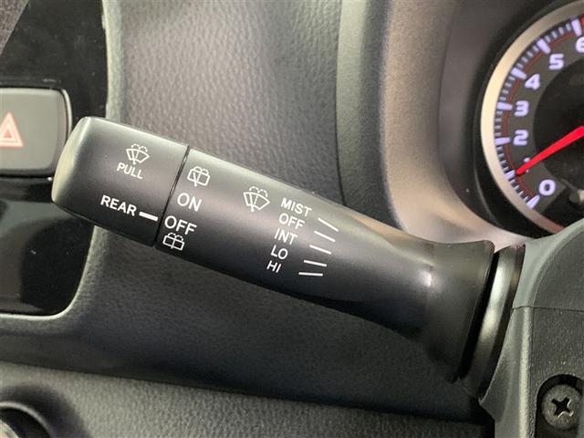 ヴィッツ １．３Ｆ　スマートスタイル　フルセグ　メモリーナビ　ＤＶＤ再生　バックカメラ　ＥＴＣ　ワンオーナー　アイドリングストップ（24枚目）