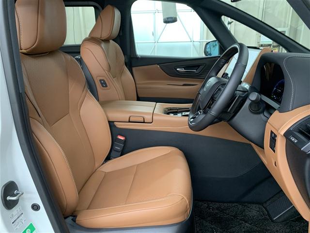 ヴェルファイアハイブリッド Ｚ　プレミア　革シート　サンルーフ　フルセグ　メモリーナビ　ミュージックプレイヤー接続可　後席モニター　バックカメラ　衝突被害軽減システム　ＥＴＣ　ドラレコ　両側電動スライド　ＬＥＤヘッドランプ　乗車定員７人（9枚目）