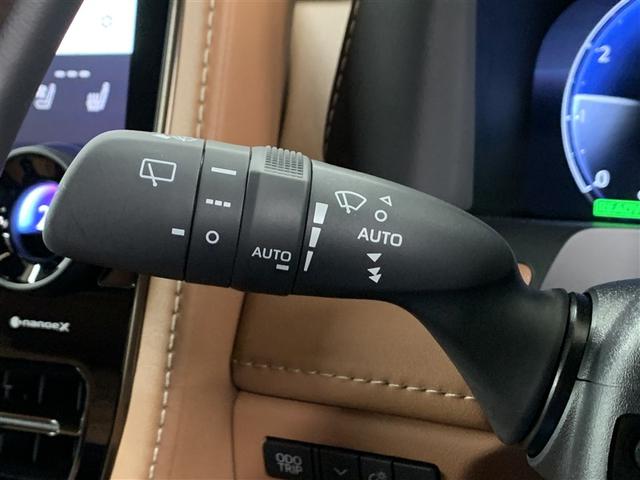 ヴェルファイアハイブリッド Ｚ　プレミア　革シート　サンルーフ　フルセグ　メモリーナビ　ミュージックプレイヤー接続可　後席モニター　バックカメラ　衝突被害軽減システム　ＥＴＣ　ドラレコ　両側電動スライド　ＬＥＤヘッドランプ　乗車定員７人（31枚目）