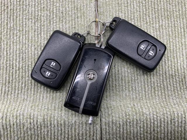 アクア Ｇ　ＧＲスポーツ　フルセグ　メモリーナビ　ＤＶＤ再生　バックカメラ　衝突被害軽減システム　ＬＥＤヘッドランプ（15枚目）