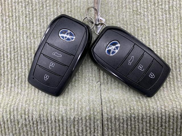 ハリアーハイブリッド Z レザーパッケージ 革シート フルセグ メモリーナビ ミュージックプレイヤー接続可 バックカメラ 衝突被害軽減システム ETC ドラレコ LEDヘッドランプ ワンオーナー(15枚目)