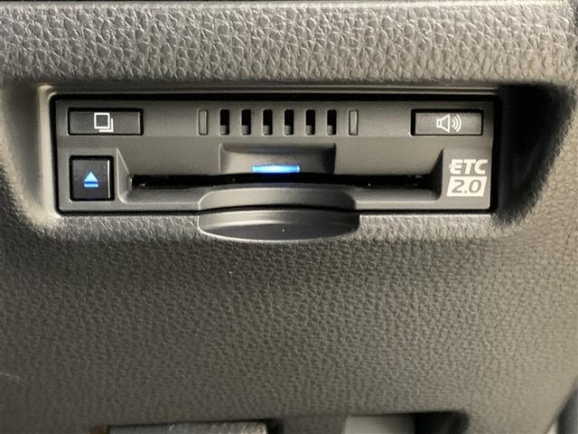 ハリアーハイブリッド Z レザーパッケージ 革シート フルセグ メモリーナビ ミュージックプレイヤー接続可 バックカメラ 衝突被害軽減システム ETC ドラレコ LEDヘッドランプ ワンオーナー(18枚目)