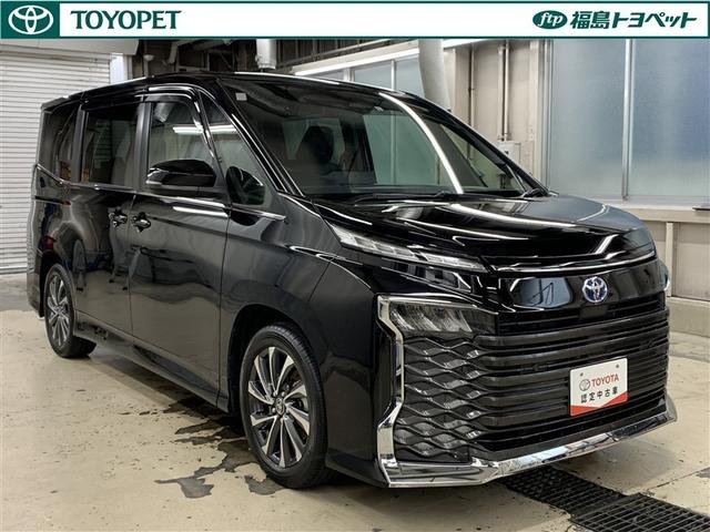 ヴォクシー ハイブリッドＳ－Ｚ　フルセグ　メモリーナビ　ＤＶＤ再生　ミュージックプレイヤー接続可　バックカメラ　衝突被害軽減システム　ＥＴＣ　両側電動スライド　ＬＥＤヘッドランプ　乗車定員７人　３列シート　ワンオーナー（3枚目）