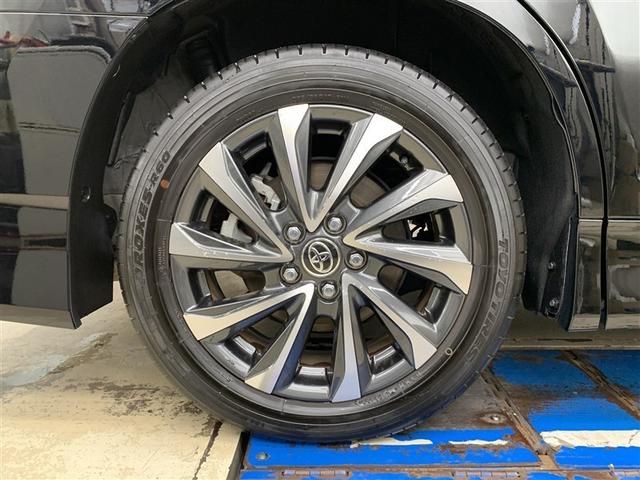 ヴォクシー ハイブリッドＳ－Ｚ　フルセグ　メモリーナビ　ＤＶＤ再生　ミュージックプレイヤー接続可　バックカメラ　衝突被害軽減システム　ＥＴＣ　両側電動スライド　ＬＥＤヘッドランプ　乗車定員７人　３列シート　ワンオーナー（14枚目）