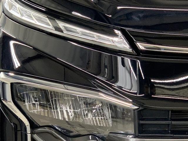 ヴォクシー ハイブリッドＳ－Ｚ　フルセグ　メモリーナビ　ＤＶＤ再生　ミュージックプレイヤー接続可　バックカメラ　衝突被害軽減システム　ＥＴＣ　両側電動スライド　ＬＥＤヘッドランプ　乗車定員７人　３列シート　ワンオーナー（36枚目）