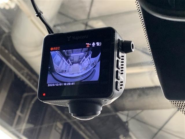 クラウンクロスオーバー Ｇアドバンスド　４ＷＤ　フルセグ　ミュージックプレイヤー接続可　バックカメラ　衝突被害軽減システム　ＥＴＣ　ドラレコ　ＬＥＤヘッドランプ　ワンオーナー（20枚目）