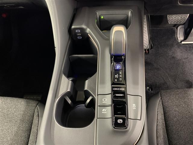 クラウンクロスオーバー Ｇアドバンスド　４ＷＤ　フルセグ　ミュージックプレイヤー接続可　バックカメラ　衝突被害軽減システム　ＥＴＣ　ドラレコ　ＬＥＤヘッドランプ　ワンオーナー（29枚目）