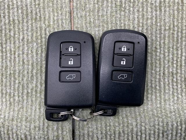 ハリアーハイブリッド プレミアム アドバンスドパッケージ 4WD フルセグ メモリーナビ DVD再生 ミュージックプレイヤー接続可 バックカメラ 衝突被害軽減システム ETC LEDヘッドランプ ワンオーナー(16枚目)