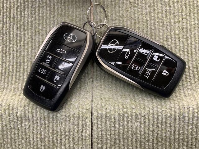 アルファードハイブリッド SR Cパッケージ サンルーフ 4WD フルセグ メモリーナビ DVD再生 ミュージックプレイヤー接続可 後席モニター バックカメラ 衝突被害軽減システム ETC 両側電動スライド LEDヘッドランプ 乗車定員7人(17枚目)