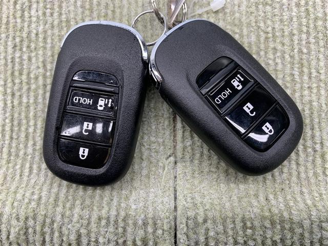 N-BOX ベースグレード 4WD フルセグ メモリーナビ DVD再生 ミュージックプレイヤー接続可 バックカメラ 衝突被害軽減システム ETC 電動スライドドア LEDヘッドランプ アイドリングストップ(16枚目)