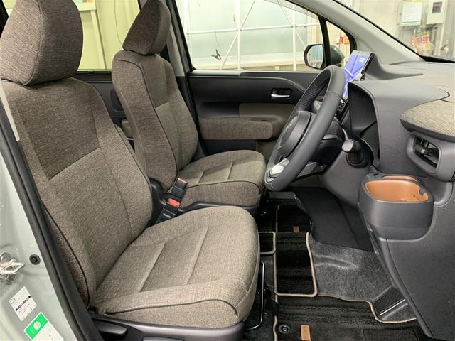 シエンタ ハイブリッドＺ　フルセグ　メモリーナビ　ミュージックプレイヤー接続可　バックカメラ　衝突被害軽減システム　ＥＴＣ　ドラレコ　両側電動スライド　ＬＥＤヘッドランプ　ウオークスルー　乗車定員７人　３列シート　ワンオーナー（9枚目）