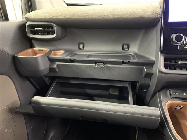 シエンタ ハイブリッドＺ　フルセグ　メモリーナビ　ミュージックプレイヤー接続可　バックカメラ　衝突被害軽減システム　ＥＴＣ　ドラレコ　両側電動スライド　ＬＥＤヘッドランプ　ウオークスルー　乗車定員７人　３列シート　ワンオーナー（32枚目）