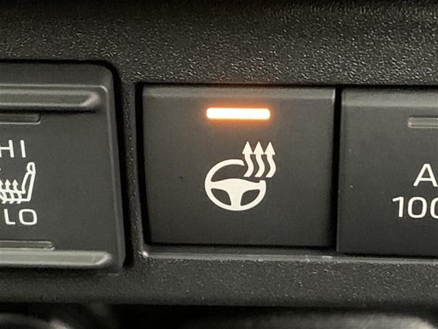 シエンタ ハイブリッドＺ　フルセグ　メモリーナビ　ミュージックプレイヤー接続可　バックカメラ　衝突被害軽減システム　ＥＴＣ　ドラレコ　両側電動スライド　ＬＥＤヘッドランプ　ウオークスルー　乗車定員７人　３列シート　ワンオーナー（34枚目）