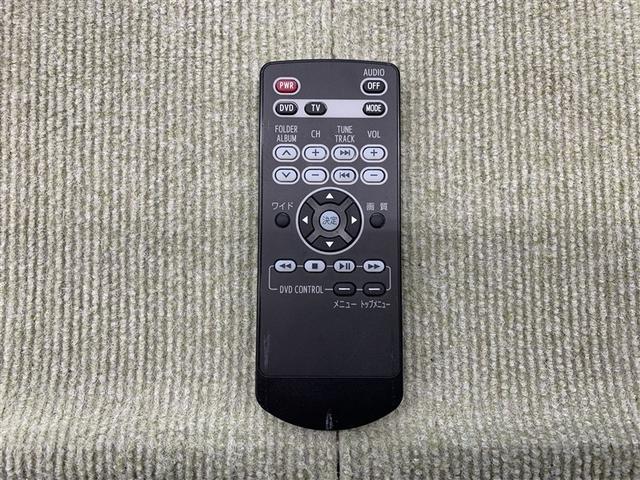 シエンタ Ｇ　フルセグ　メモリーナビ　ＤＶＤ再生　ミュージックプレイヤー接続可　バックカメラ　衝突被害軽減システム　ＥＴＣ　ドラレコ　両側電動スライド　ウオークスルー　乗車定員７人　３列シート　アイドリングストップ（19枚目）