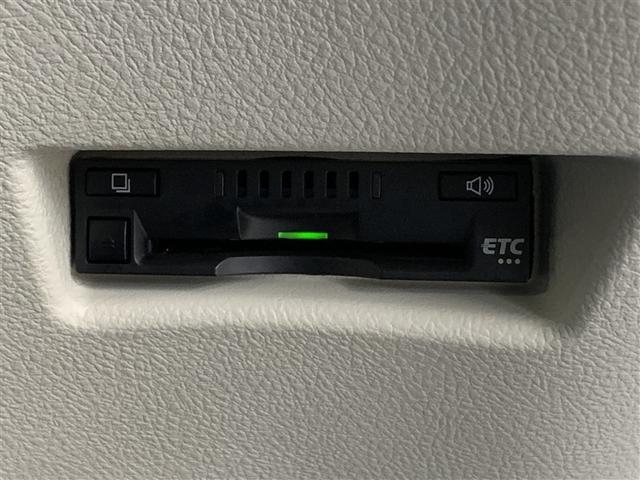 シエンタ Ｇ　フルセグ　メモリーナビ　ＤＶＤ再生　ミュージックプレイヤー接続可　バックカメラ　衝突被害軽減システム　ＥＴＣ　ドラレコ　両側電動スライド　ウオークスルー　乗車定員７人　３列シート　アイドリングストップ（22枚目）