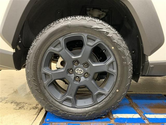 ＲＡＶ４ アドベンチャー　オフロードパッケージ　４ＷＤ　メモリーナビ　ミュージックプレイヤー接続可　バックカメラ　衝突被害軽減システム　ＥＴＣ　ドラレコ　ＬＥＤヘッドランプ（13枚目）