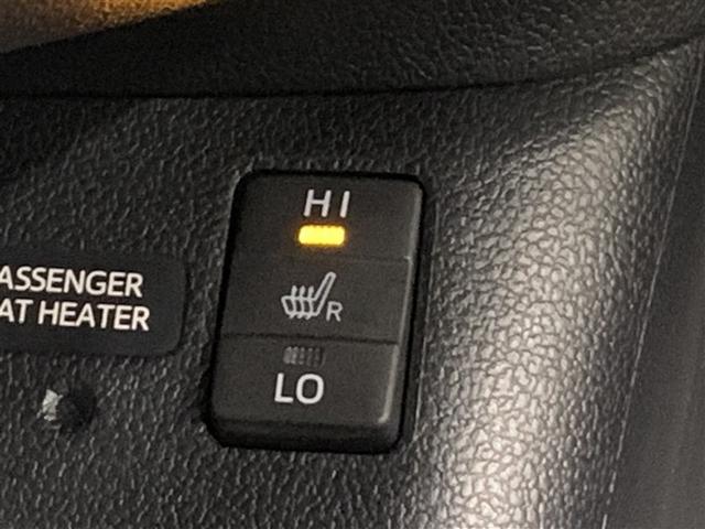 プリウス Ｓツーリングセレクション　フルセグ　メモリーナビ　ＤＶＤ再生　バックカメラ　衝突被害軽減システム　ＥＴＣ　ＬＥＤヘッドランプ（29枚目）