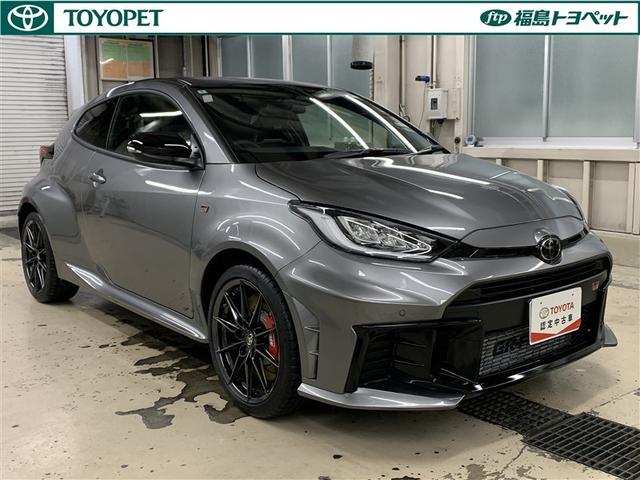 GRヤリス RZ ハイパフォーマンス 4WD フルセグ メモリーナビ ミュージックプレイヤー接続可 バックカメラ 衝突被害軽減システム ETC ドラレコ LEDヘッドランプ ワンオーナー(3枚目)