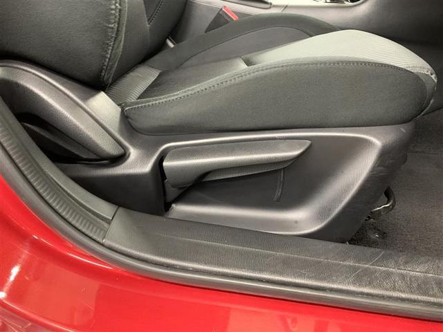 ���D�݂̃V�[�g�|�W�V�����ɁA�V�[�g�A�W���X�^�[���o�[�Œ������Ă��������B