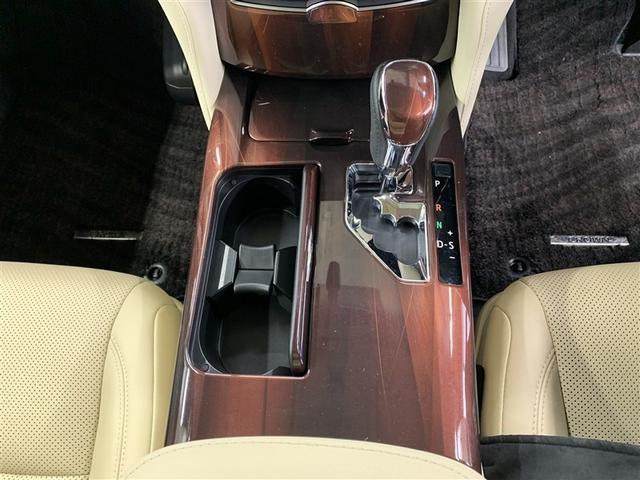 �V�t�g���o�[�͈����₷���A��ɂȂ��ތ`��ł��B