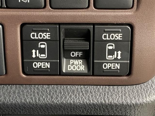 ���E�p���[�X���C�h�h�A�������^�b�`�ŊJ�ł��܂��B