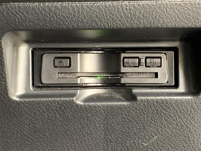 ヴィッツ Ｕ　４ＷＤ　フルセグ　メモリーナビ　ＤＶＤ再生　ミュージックプレイヤー接続可　バックカメラ　衝突被害軽減システム　ＥＴＣ　ワンオーナー　フルエアロ（18枚目）