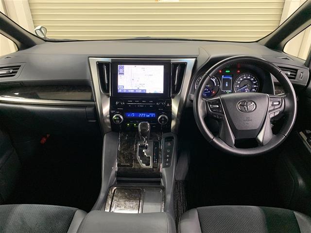 アルファードハイブリッド S タイプゴールドII サンルーフ 4WD フルセグ メモリーナビ DVD再生 ミュージックプレイヤー接続可 後席モニター バックカメラ 衝突被害軽減システム ETC ドラレコ 両側電動スライド LEDヘッドランプ(8枚目)