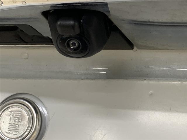 アルファードハイブリッド Ｇ　４ＷＤ　フルセグ　メモリーナビ　ＤＶＤ再生　バックカメラ　衝突被害軽減システム　ＥＴＣ　ドラレコ　両側電動スライド　ＬＥＤヘッドランプ　乗車定員７人　３列シート　ワンオーナー（23枚目）