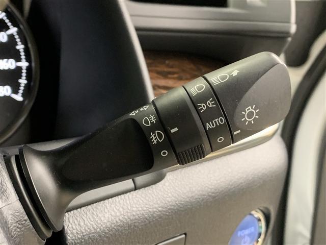 アルファードハイブリッド Ｇ　４ＷＤ　フルセグ　メモリーナビ　ＤＶＤ再生　バックカメラ　衝突被害軽減システム　ＥＴＣ　ドラレコ　両側電動スライド　ＬＥＤヘッドランプ　乗車定員７人　３列シート　ワンオーナー（28枚目）